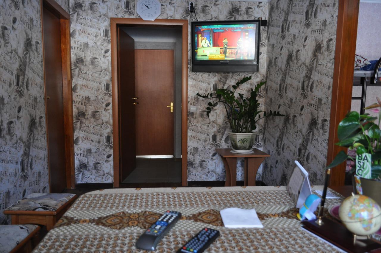 كريمنشوك Hostel Bayit المظهر الخارجي الصورة